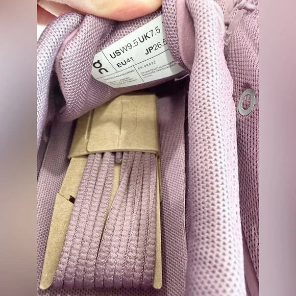 On Running Cloud 5 Women’s Shoes - Picture 8 of 9